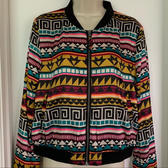 Patterned Zip Up Jacket - light weight - Picture 2 of 8